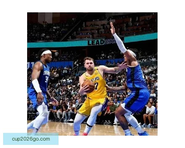 布朗称赞东契奇天生得分本能与投篮手感堪称独一无二